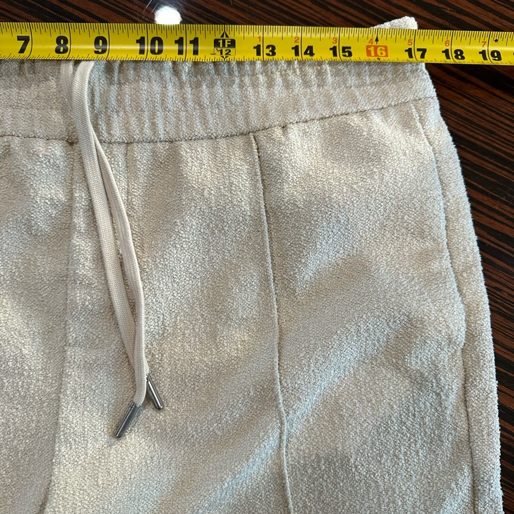 Maniere De Voir textured shorts oatmeal color men’s Sz M NWOT - Picture 7 of 10